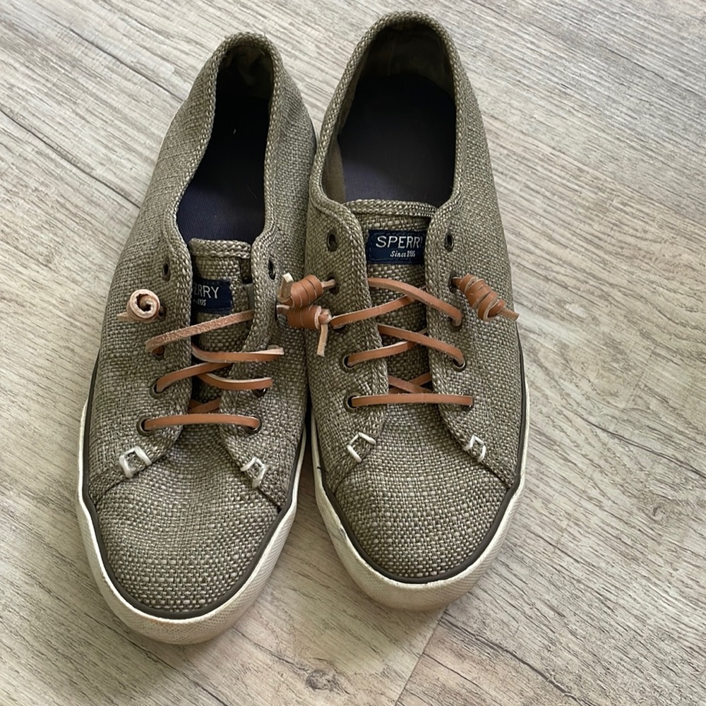 Sperry shoes